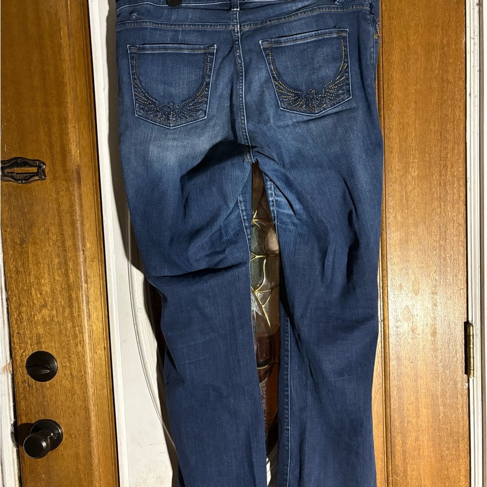 Rock & Republic Blue Jeans - Picture 2 of 13